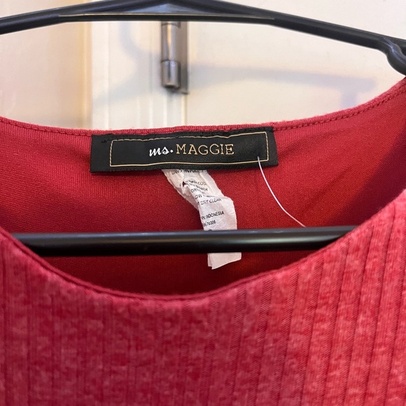 Red tight fit maxi dress - Picture 3 of 4